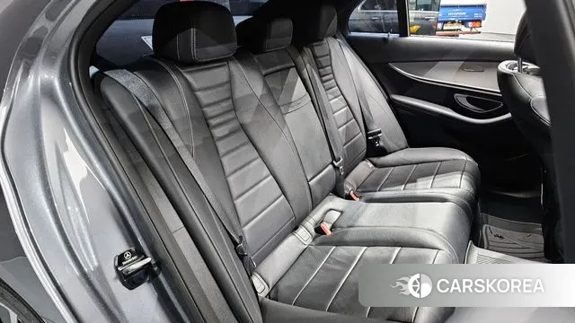 Mercedes-Benz E-Class W213 2020 Серый из Кореи, фото 3