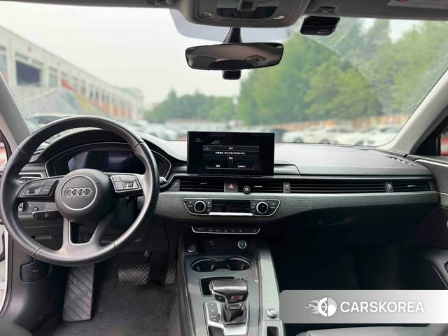Audi A4L 2022 Белый из Китая, фото 3