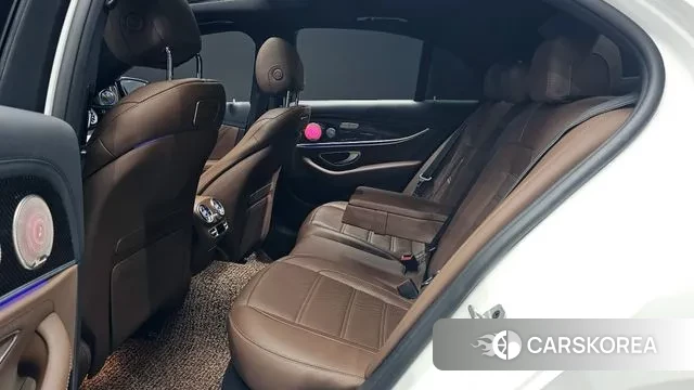 Mercedes-Benz E-Class W213 2019 Белый из Кореи, фото 3