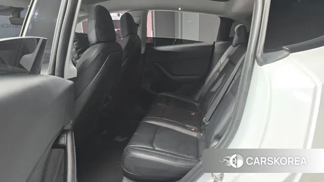 Tesla Model Y 2021 Белый из Кореи, фото 3