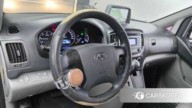 Hyundai Grand Starex 2018 Серебряный из Кореи, фото 3