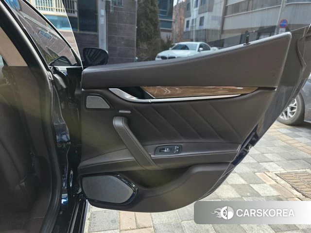 Maserati Ghibli 2019 Синий из Кореи, фото 3