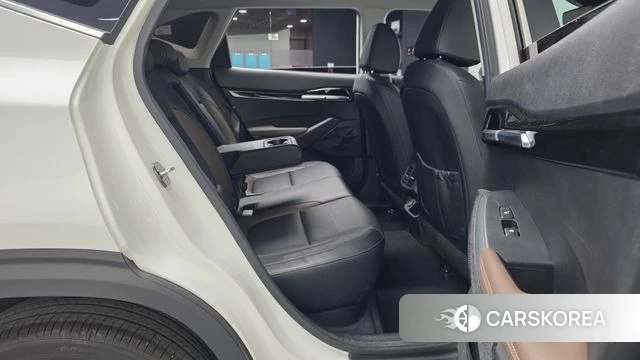 Kia Seltos 2022 Белый из Кореи, фото 3