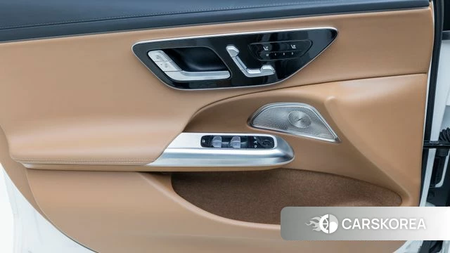 Mercedes-Benz E-Class W214 2025 Белый из Кореи, фото 3