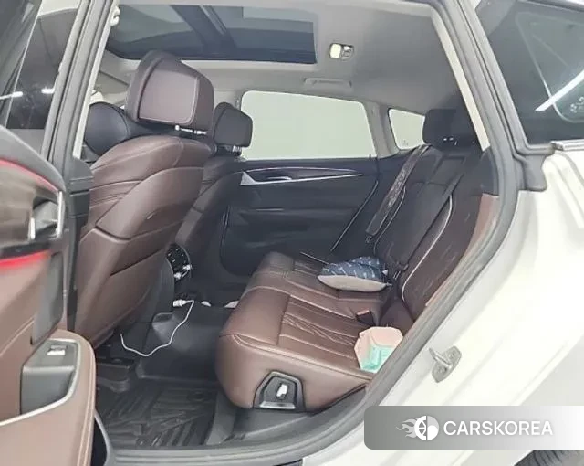 BMW 6 Series GT (G32) 2022 Белый из Кореи, фото 3