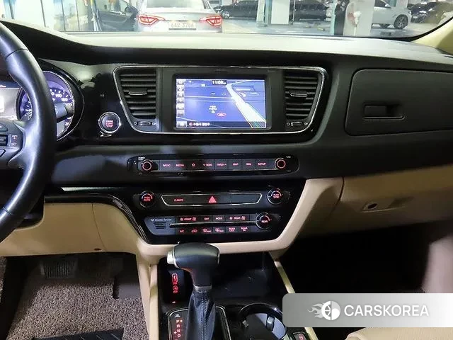 Kia The New Carnival 2019 Черный из Кореи, фото 3