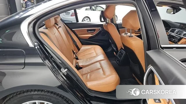 BMW 3 Series (F30) 2018 Черный из Кореи, фото 3