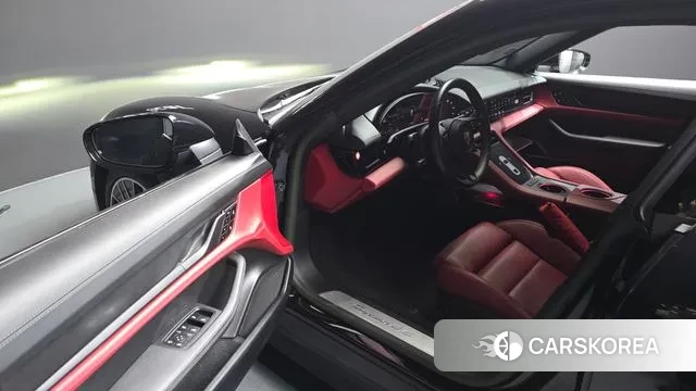 Porsche Taycan 2023 Черный из Кореи, фото 3