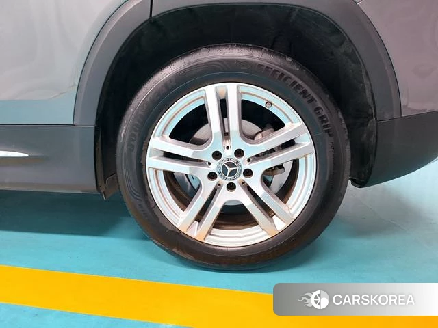 Mercedes-Benz GLB 2022 Серебристо-серый из Китая, фото 3