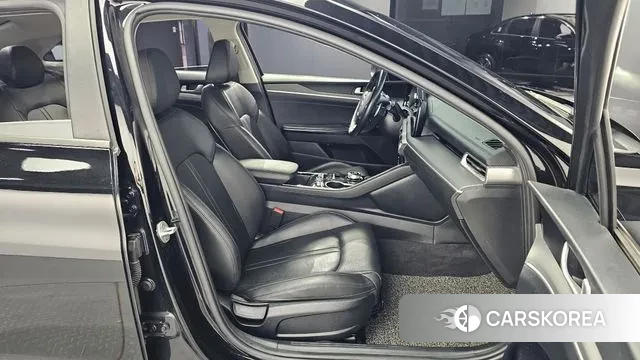 Kia K5 3rd generation 2020 Черный из Кореи, фото 3