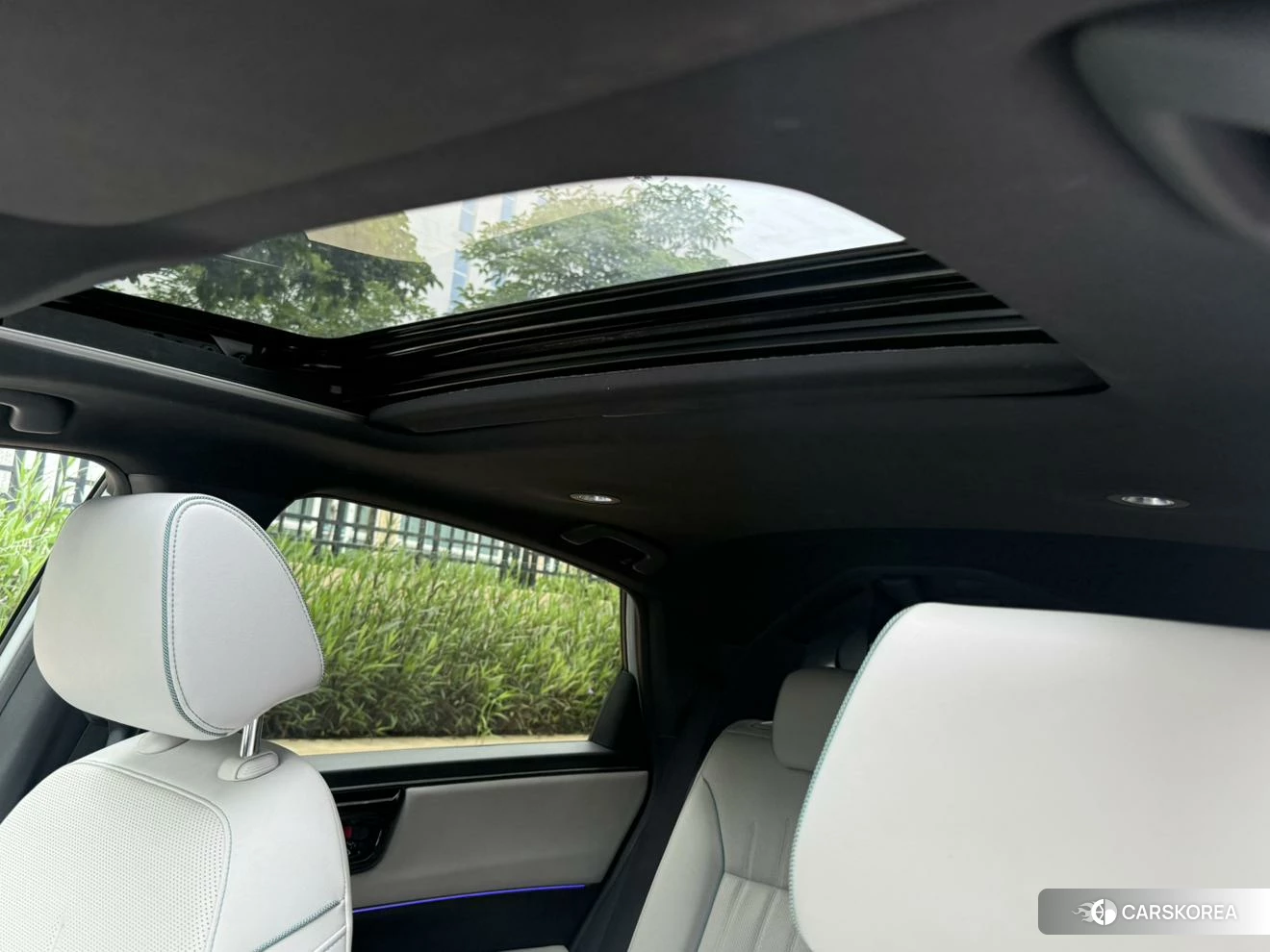 Honda e:NP2 2024 Серебристо-серый из Китая, фото 3