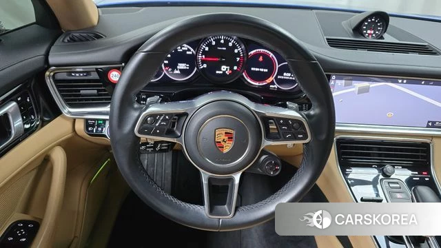 Porsche Panamera (971) 2018 Синий из Кореи, фото 3