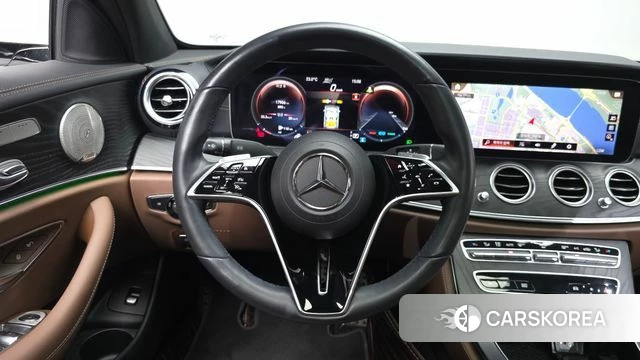 Mercedes-Benz E-Class W213 2021 Белый из Кореи, фото 3