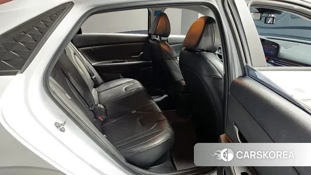 Hyundai The New Avante Hybrid (CN7) 2024 Белый из Кореи, фото 3