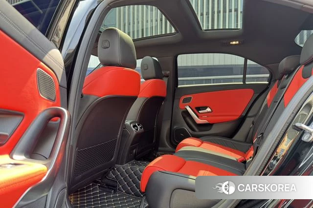 Mercedes-Benz Class A AMG 2024 Черный из Китая, фото 3