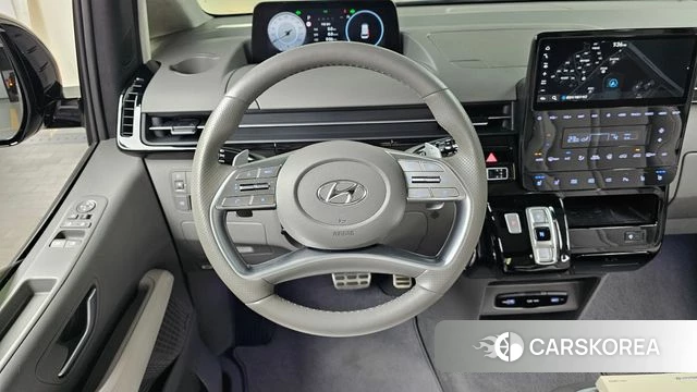 Hyundai Staria 2022 Черный из Кореи, фото 3