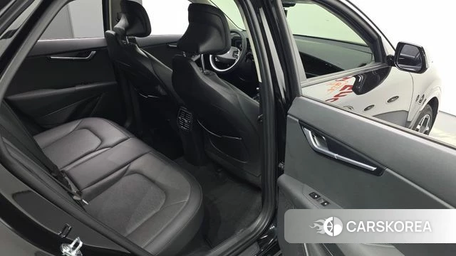 Kia Di Ol Nu Niro 2022 Черный из Кореи, фото 3