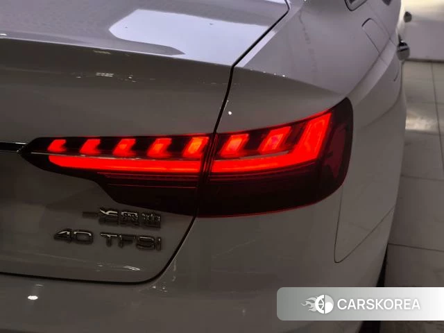 Audi A4L 2024 Белый из Китая, фото 3