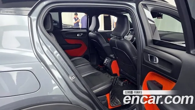 Volvo XC40 2019 Серый из Кореи, фото 3