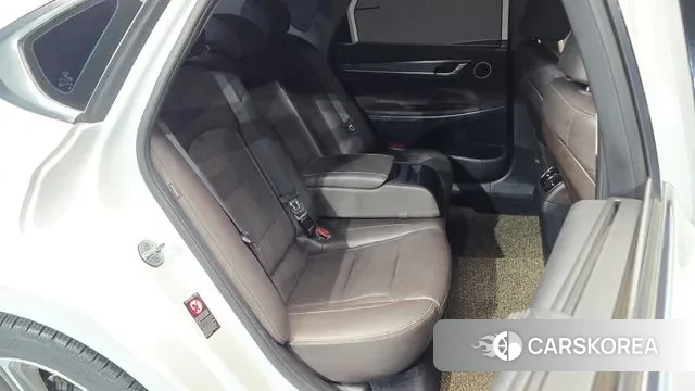 Hyundai Grandeur IG 2018 Белый из Кореи, фото 3