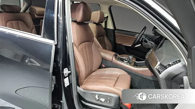 BMW X5 (G05) 2021 Черный из Кореи, фото 3