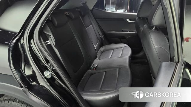 Kia Stonic 2018 Черный из Кореи, фото 3