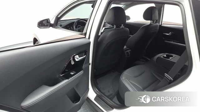 Kia Niro EV 2021 Белый из Кореи, фото 3