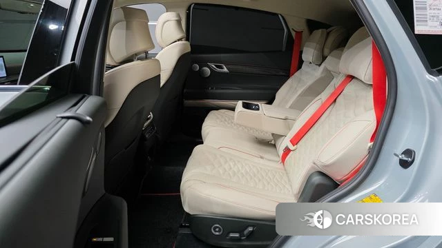 Genesis GV80 Coupe 2024 Цвет галактики из Кореи, фото 3