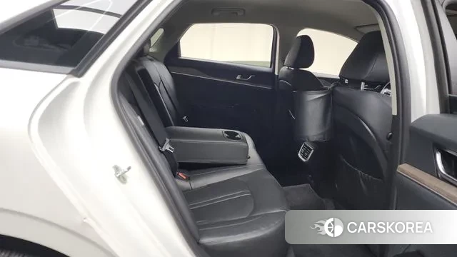 Kia K5 3rd generation 2021 Белый из Кореи, фото 3