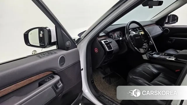 Land Rover Discovery 5 2019 Белый из Кореи, фото 3