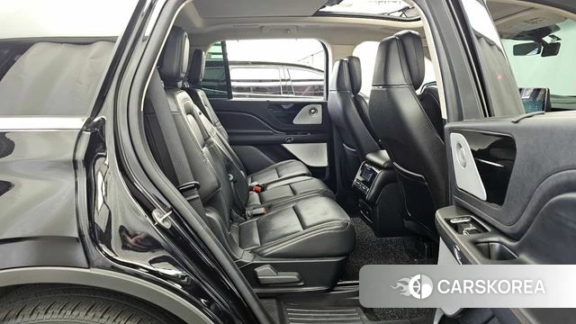 Lincoln Aviator 2nd generation 2023 Черный из Кореи, фото 3