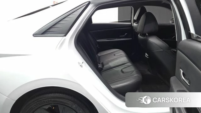 Hyundai Avante (CN7) 2022 Белый из Кореи, фото 3