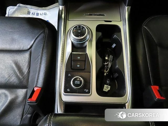 Ford Explorer 6th Generation 2020 Белый из Кореи, фото 3