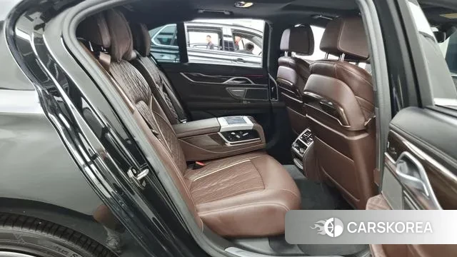 BMW 7 Series (G11) 2020 Черный из Кореи, фото 3