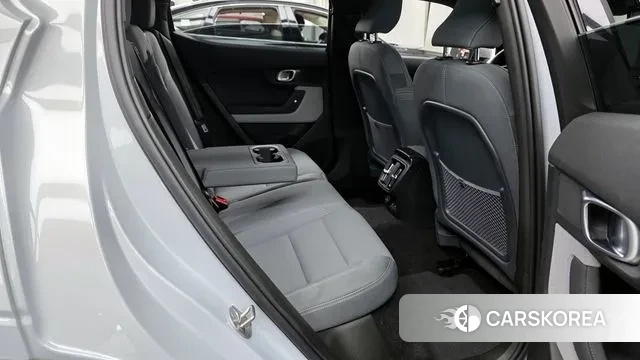 Polestar Polestar 2 2022 Светло-серебряный цвет из Кореи, фото 3