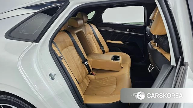 Kia K5 3rd generation 2022 Белый из Кореи, фото 3