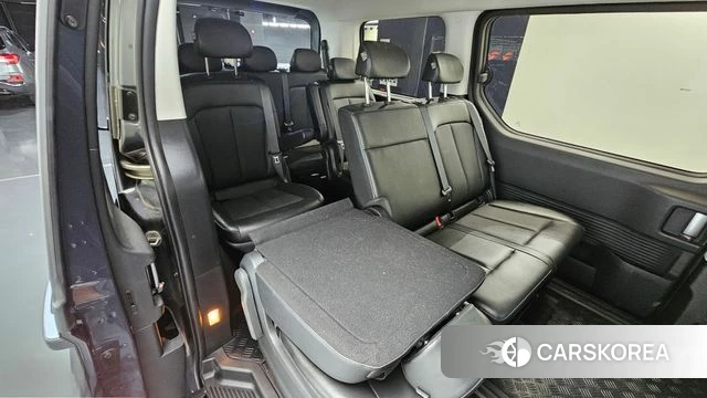 Hyundai Staria 2021 Черный из Кореи, фото 3