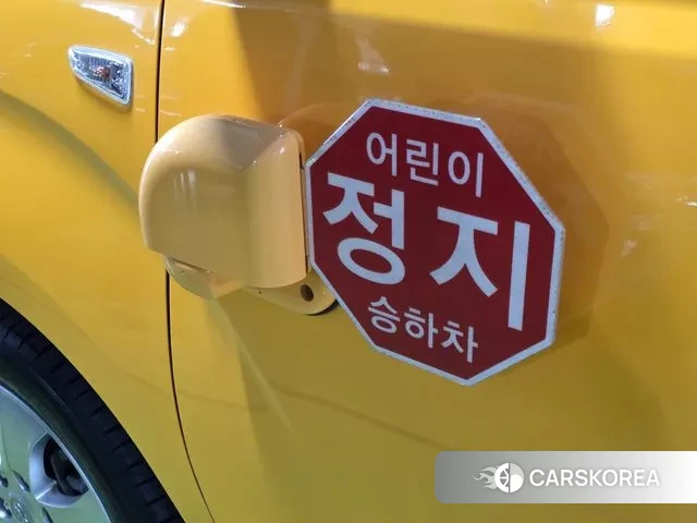 Hyundai The New Grand Starex 2018 Желтый из Кореи, фото 3