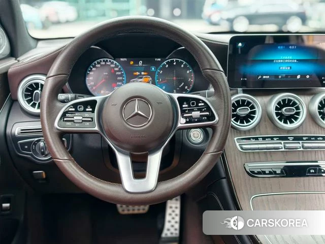 Mercedes-Benz GLC 2021 Белый из Китая, фото 3