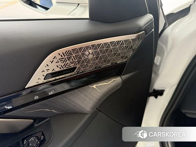 BMW 5 series 2024 Белый из Китая, фото 3