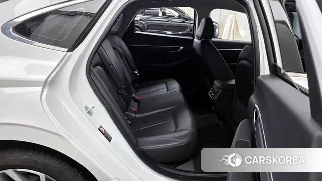 Hyundai Sonata (DN8) 2022 Белый из Кореи, фото 3