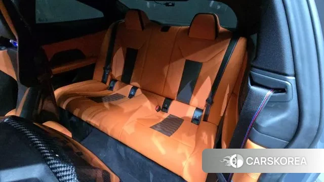 BMW M4 (G82) 2022 Серебристо-серый из Кореи, фото 3