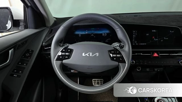 Kia Di Ol Nu Niro 2022 Белый из Кореи, фото 3