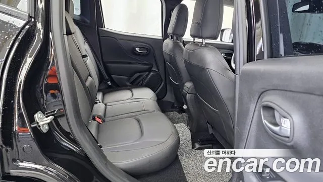 Jeep Renegade 2022 Черный из Кореи, фото 3