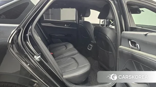 Kia The New K5 Hybrid 3rd generation 2024 Черный из Кореи, фото 3