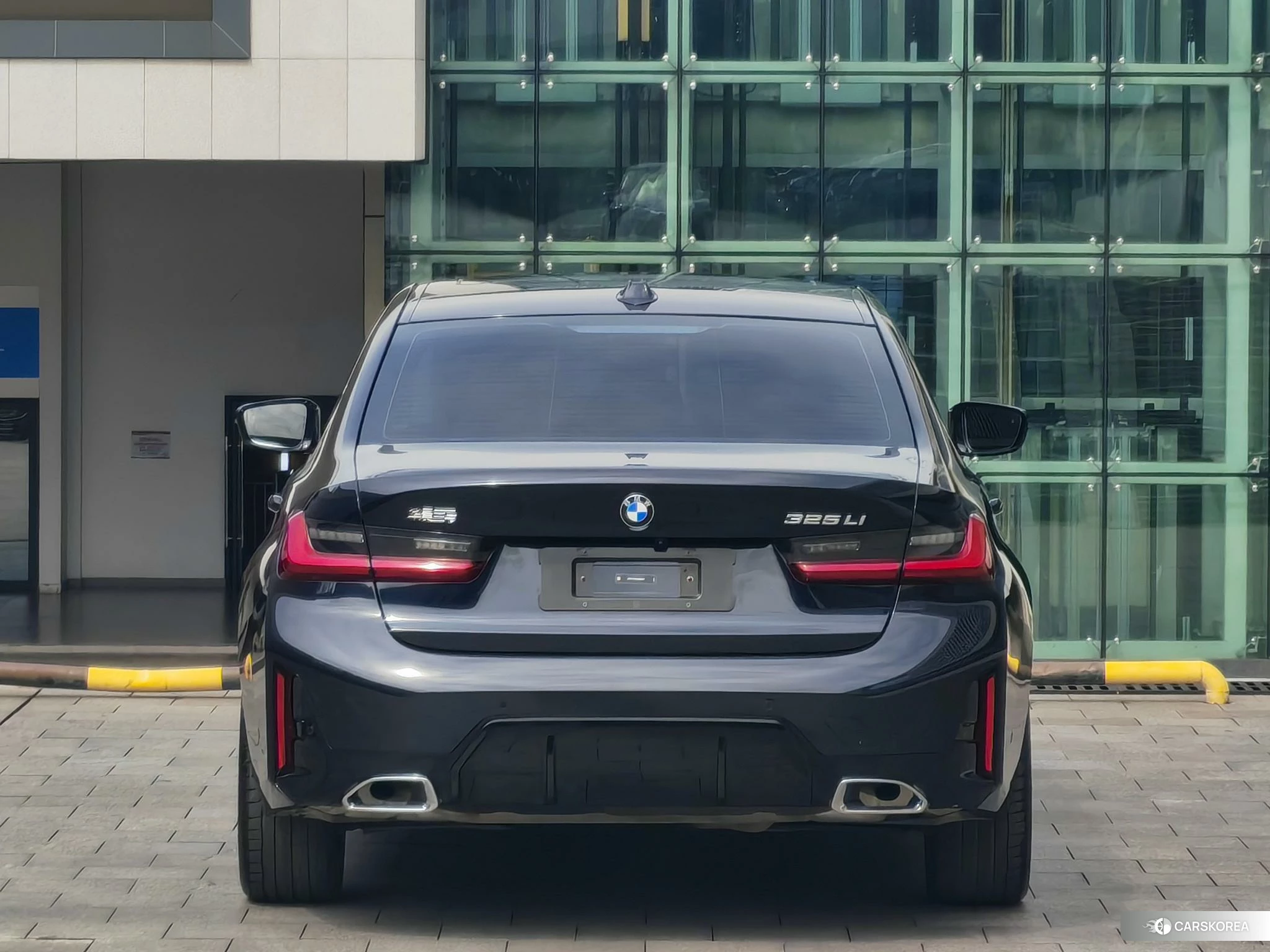 BMW 3 series 2024 Черный из Китая, фото 3