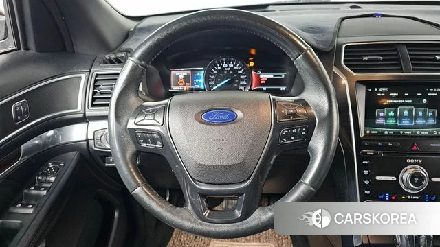 Ford Explorer 2018 Черный из Кореи, фото 3