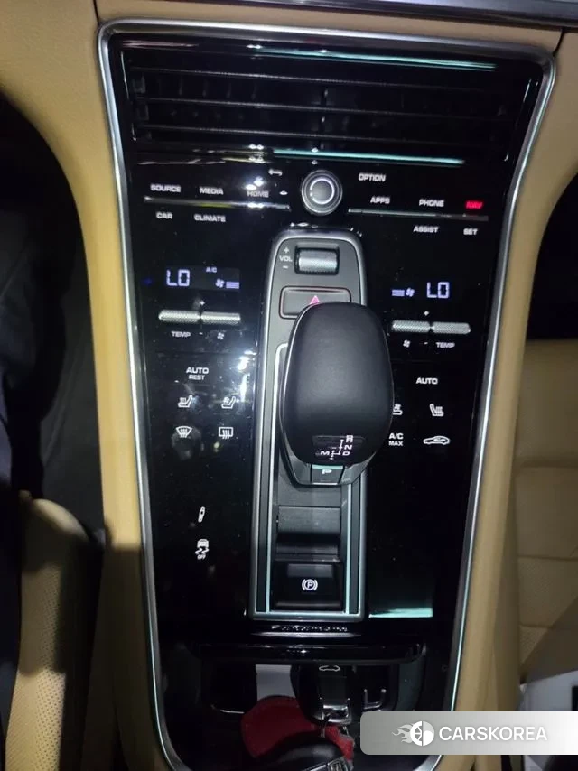 Porsche Panamera (971) 2021 Черный из Кореи, фото 3