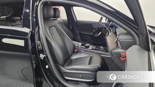 Mercedes-Benz A-Class W177 2022 Черный из Кореи, фото 3