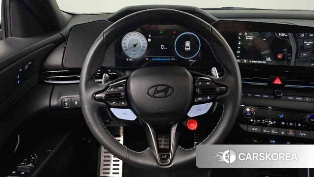 Hyundai The New Avante (CN7) 2025 Серебристо-серый из Кореи, фото 3